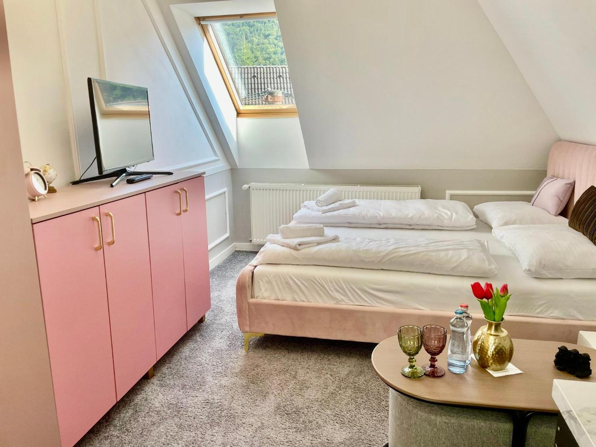 Boutique Hotel Posta Rl ออราฟสกี ป็อดซาม็อก ภายนอก รูปภาพ
